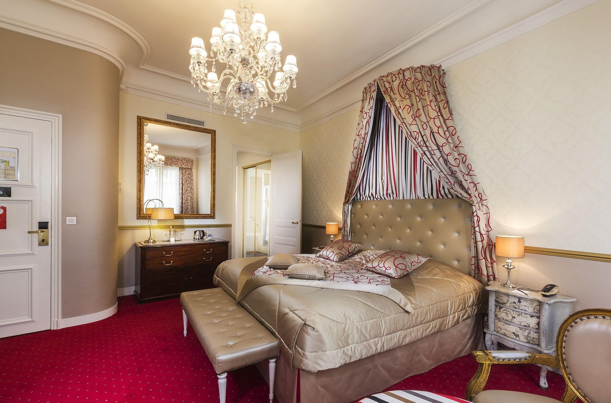 Hotel Claridge Paříž Exteriér fotografie