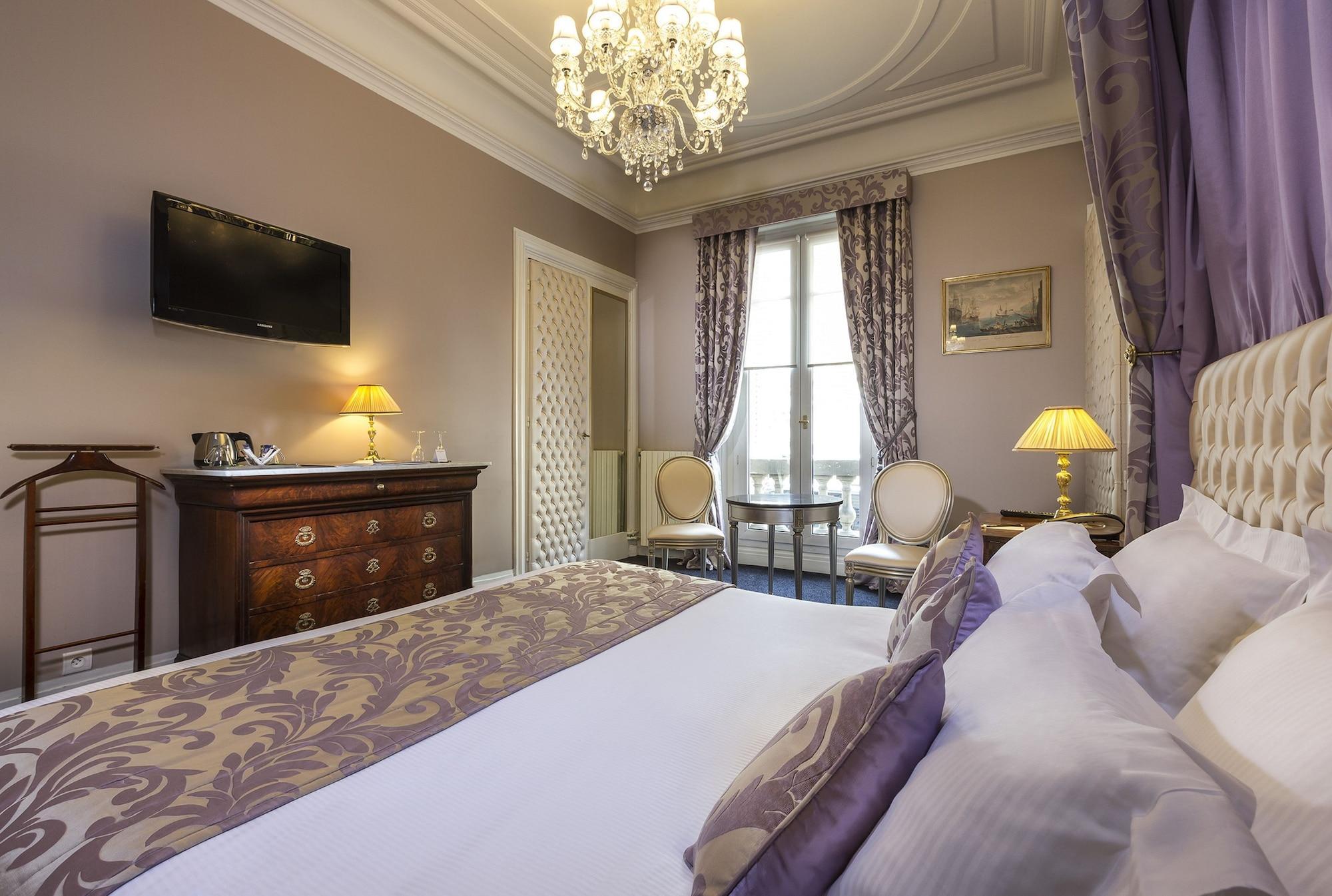 Hotel Claridge Paříž Pokoj fotografie